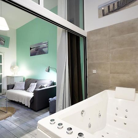 Wellkhome Appartements & Services Бордо Экстерьер фото